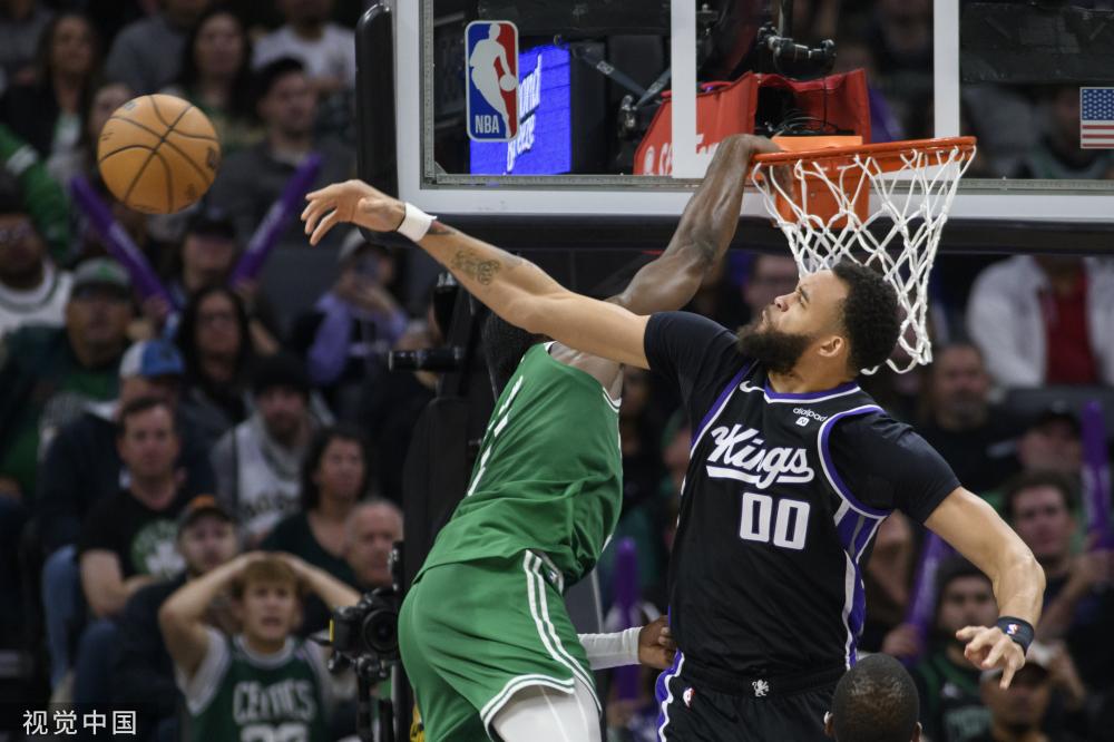 使他依然能 使他依然能