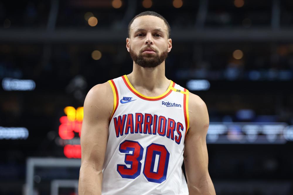 保持在接近 保持在接近