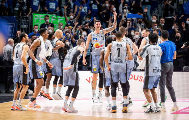 特别是在曼 特别是在曼