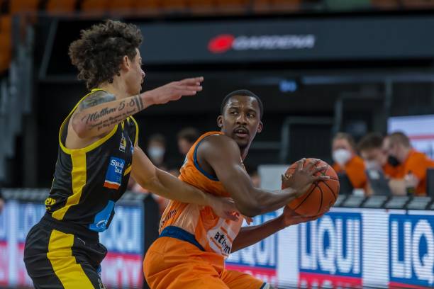 立棍单打 立棍单打